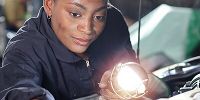 Image d'une garagiste